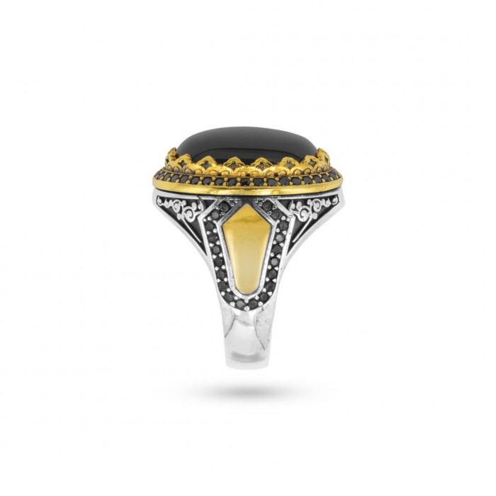 Discover the Most Beautiful New Men's Rings with Silver and Onyx Featuring a Crown Look