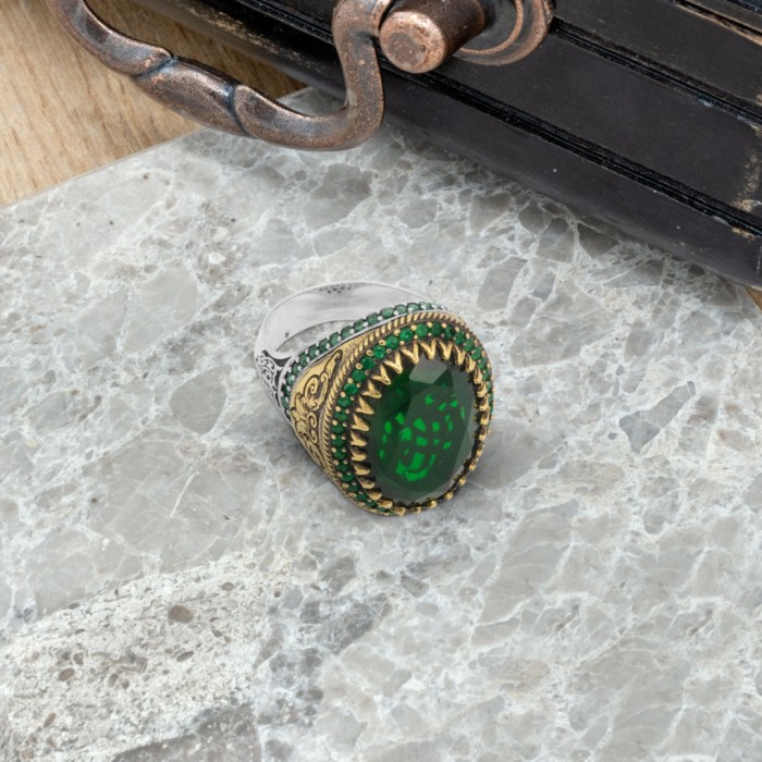 Turkish Ottoman Silver Ring with Green Zirconia Stones: A Blend of Tradition and Elegance