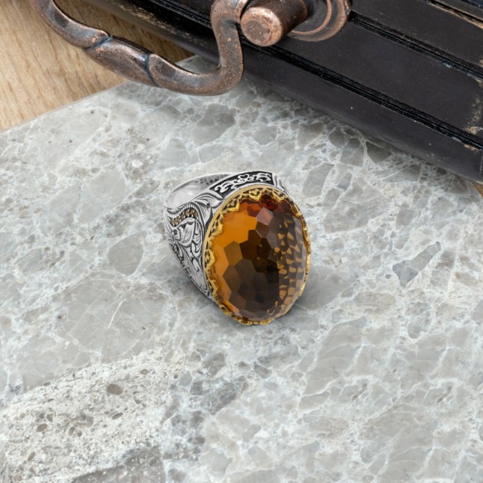 Men’s Silver Ring with Agate Stone Inlaid: Durable and Distinctive Style