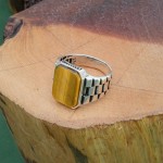 Luxurious 925 Sterling Silver Men's Ring with Yellow Tiger's Eye Stone